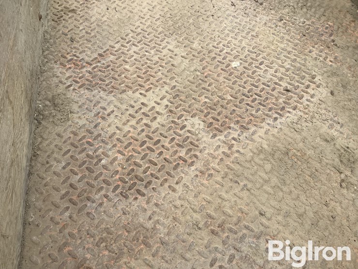 5’-lawn-&-garden-wagon-image-15