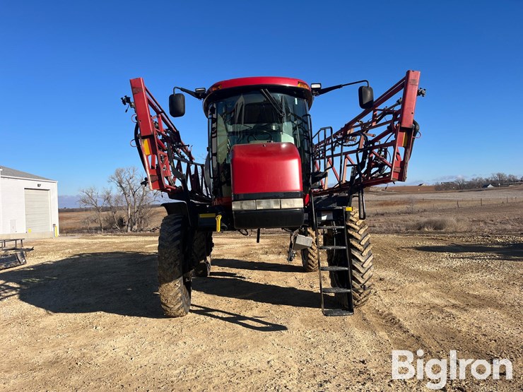 2014-case-ih-patriot-4430-image-2