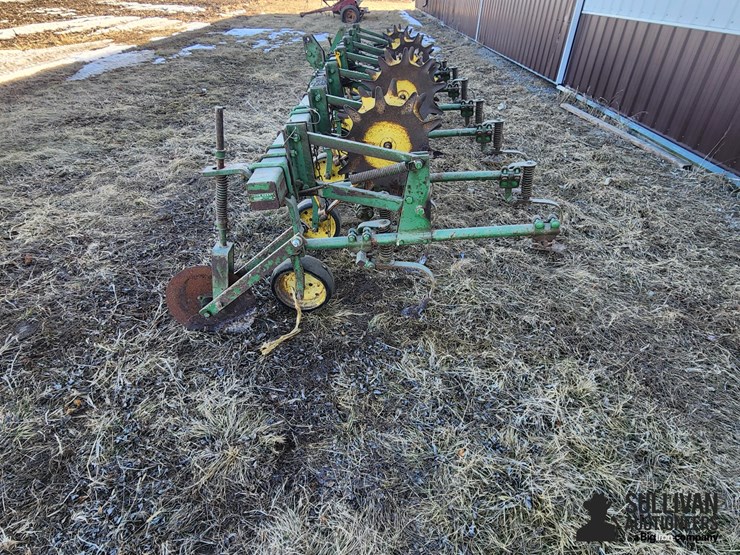 john-deere-er104-6r30"-cultivator-image-8