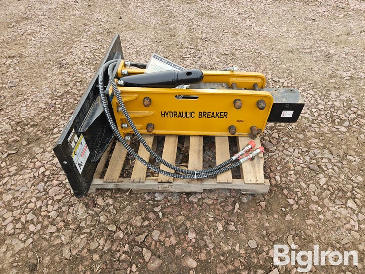 2025-wolverine-cb-11-750f-hydraulic-skid-steer-concrete-breaker-image-2