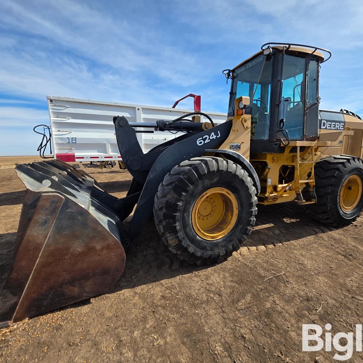 DEERE 624J