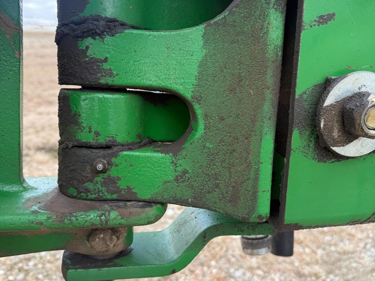 john-deere-7200-image-15