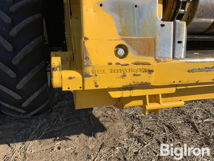 2015-new-holland-cr8.90-image-13