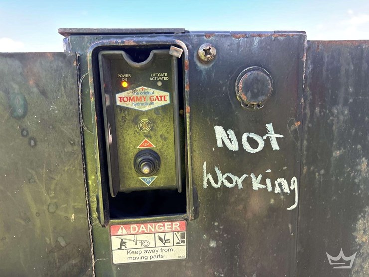 2017-auto-crane-4004eh-image-21