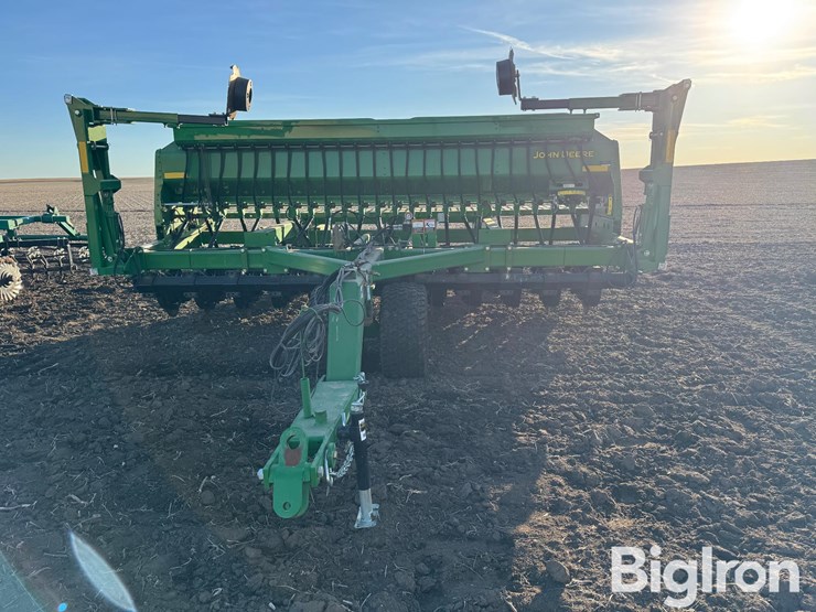 2022-john-deere-1590-image-2