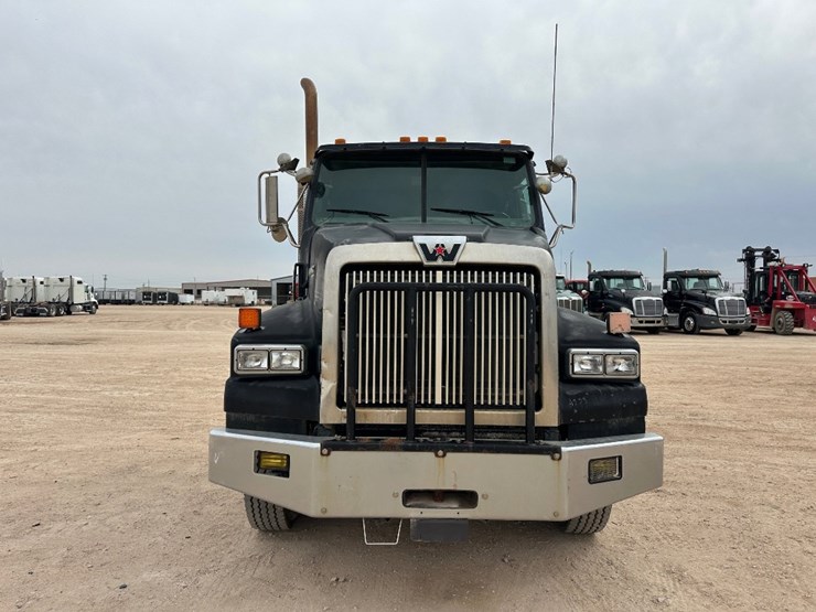2011-western-star-4900-image-2