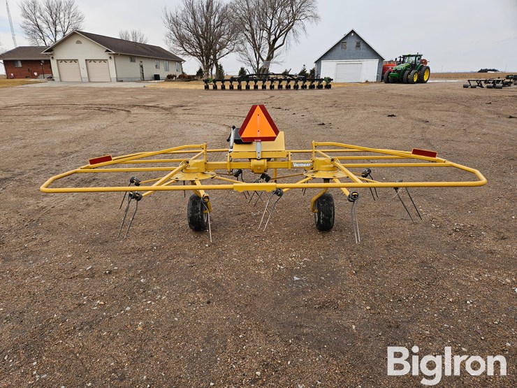 2020-vermeer-td100-image-6