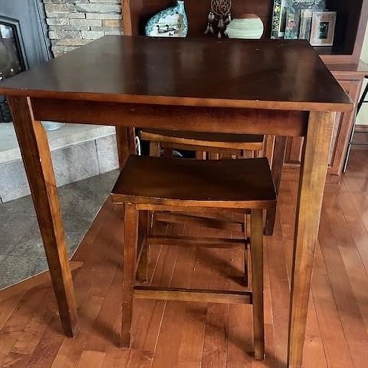 Dining Table & Stools