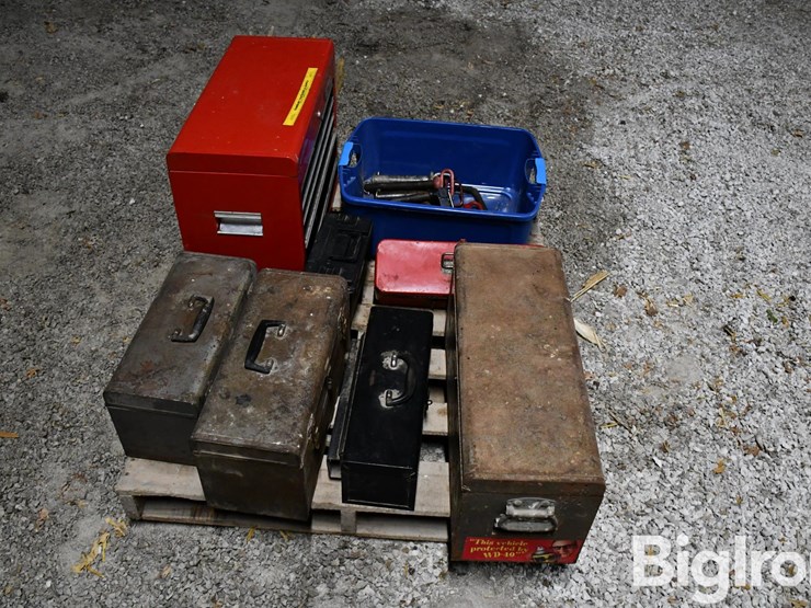 pallet-of-farm-support-image-4