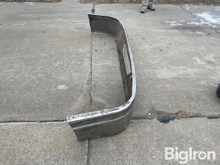 international-9000-image-4