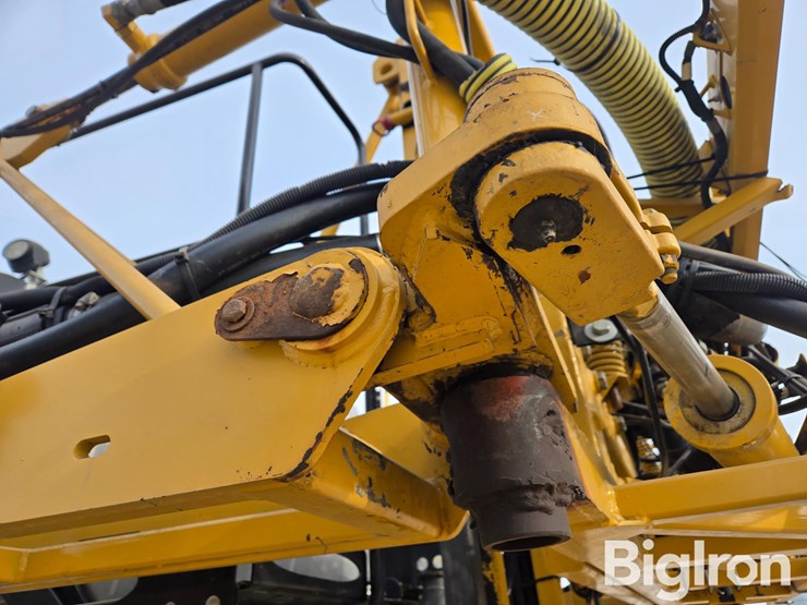 2015-ag-chem-rg1100b-image-12