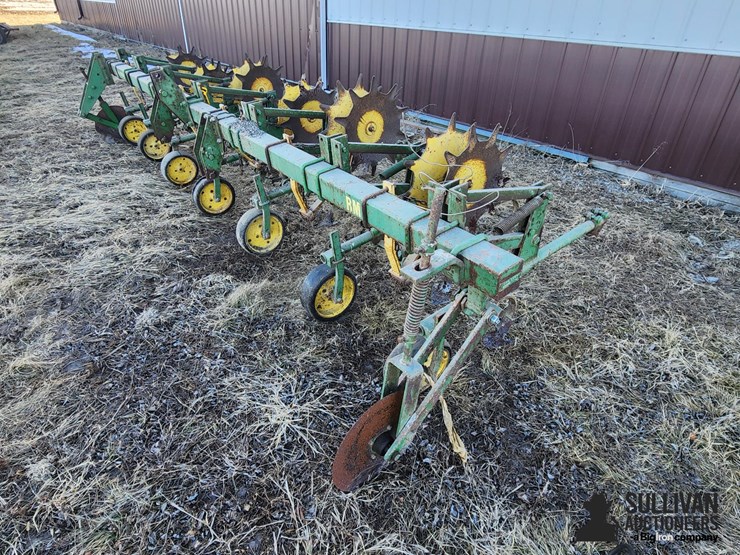 john-deere-er104-6r30"-cultivator-image-1