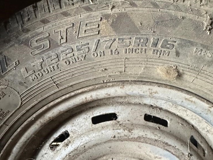 misc.-wood-&-spare-tire-image-4