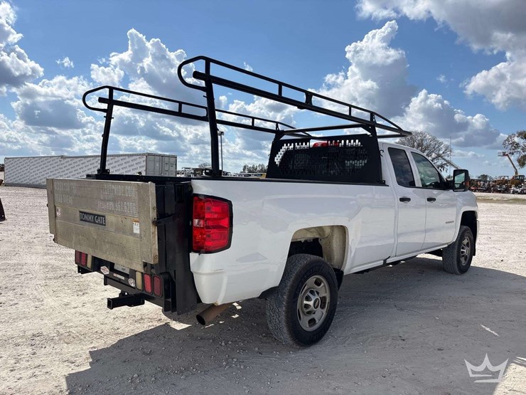 2019-chevrolet-silverado-2500hd-image-3