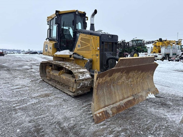 2023-deere-700l-image-6