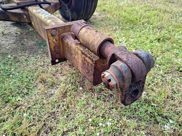 2011-terra-riser-300d-sa-fire-plow-attachment-image-7