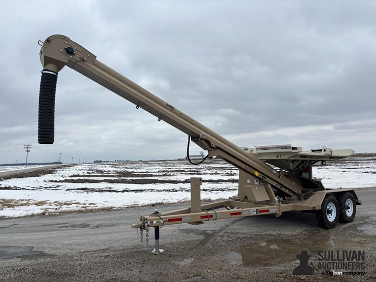 2023-unverferth-410xl-4-box-seed-tender-image-1