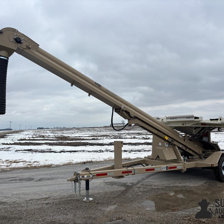 2023 Unverferth 410XL 4 Box Seed Tender