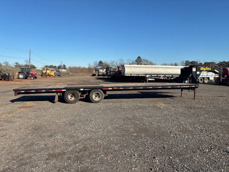 2015-gooseneck-32-image-4