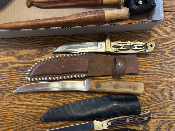 hunting-&-kitchen-knives-image-5