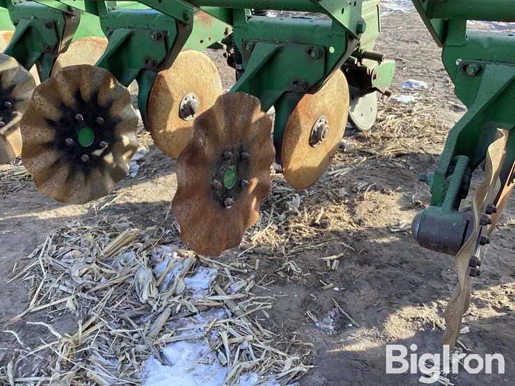 14r20"-dry-fertlilizer-applicator-image-14