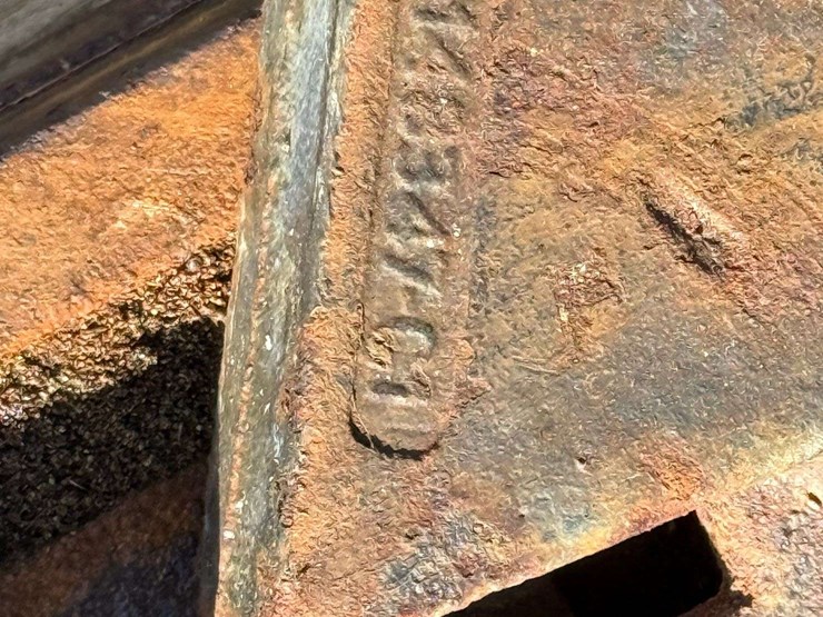 (3)-international-harvester-suitcase-weights-image-2