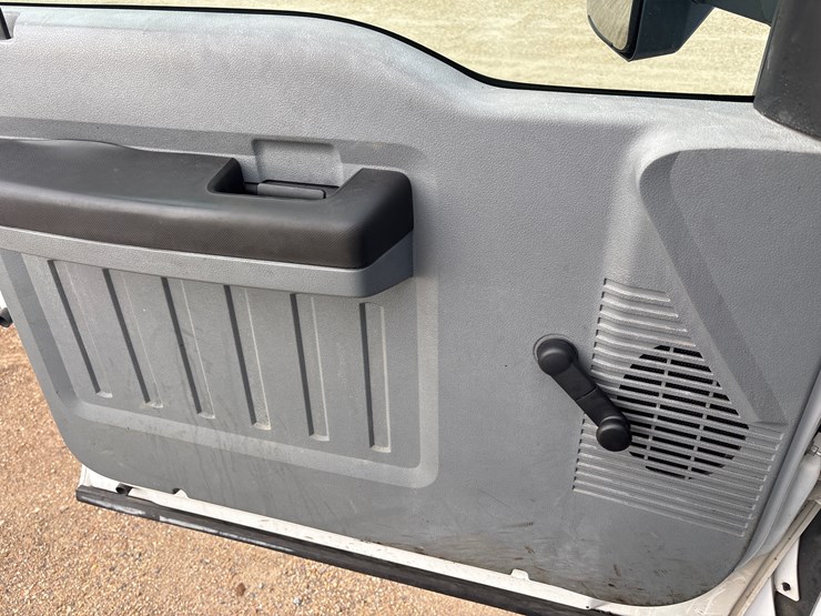 2016-ford-f750-xl-image-17