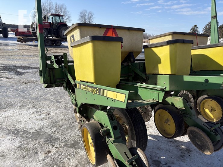 john-deere-7200-image-6