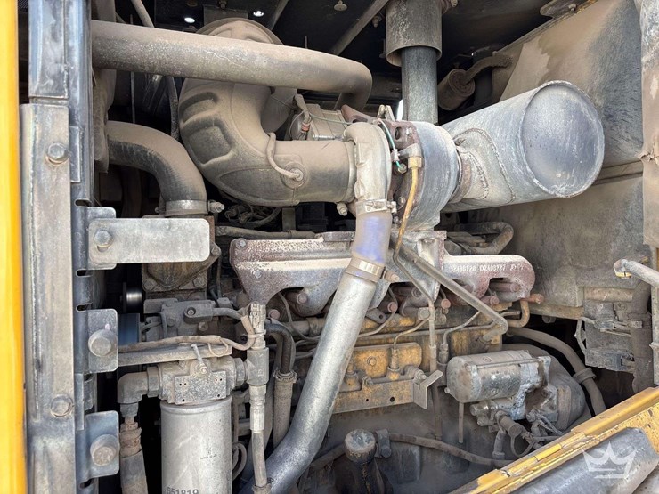 2014-deere-644k-image-18