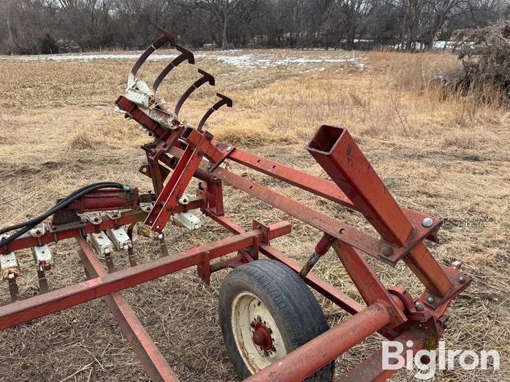 18'-wide-field-cultivator-image-10