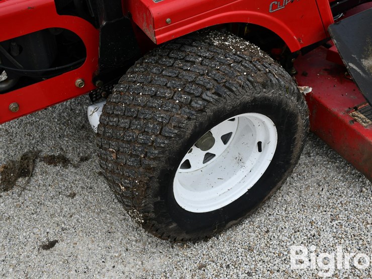 2015-shivvers-country-clipper-25560kaj-1040-riding-lawn-mower-image-14