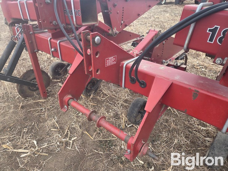 case-ih-183-image-13