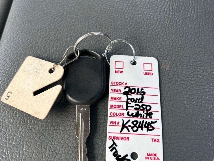 2016-ford-f250-image-30