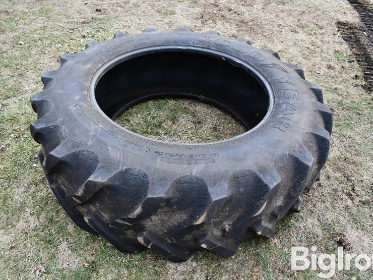 goodyear-20.8r42-tire-image-8