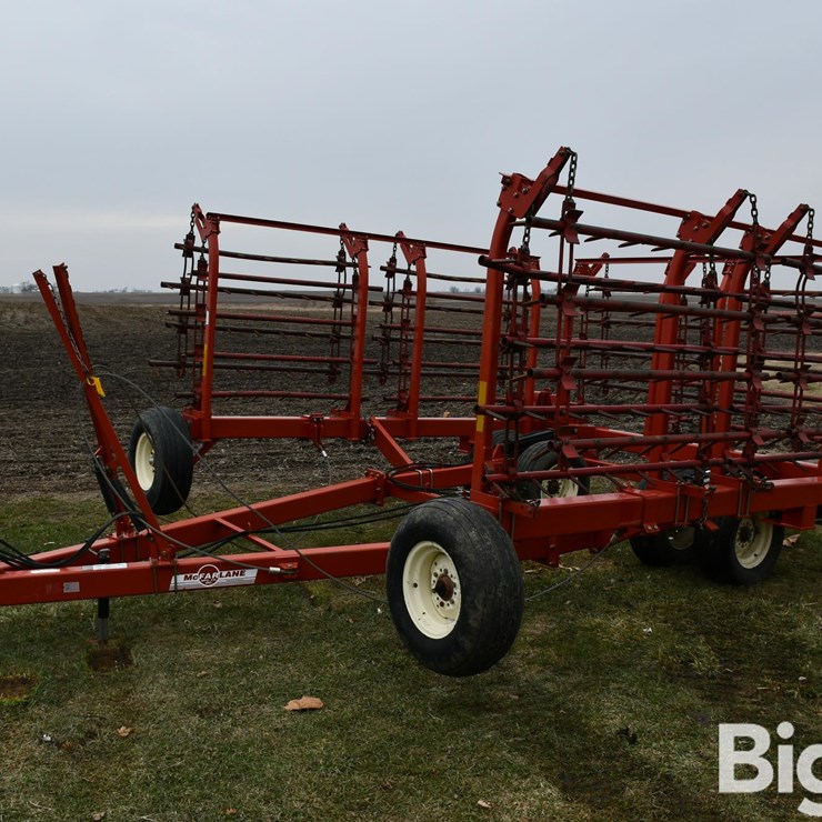 McFarlane HDL-10 34-44 34' 8 Bar Spike Tooth Harrow