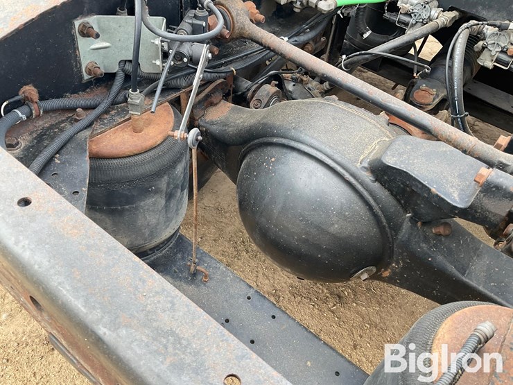 2001-international-2001-image-20