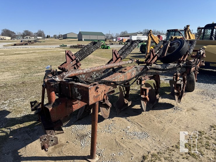 white-4/18/2026-12:00:00-am-19843-image-4