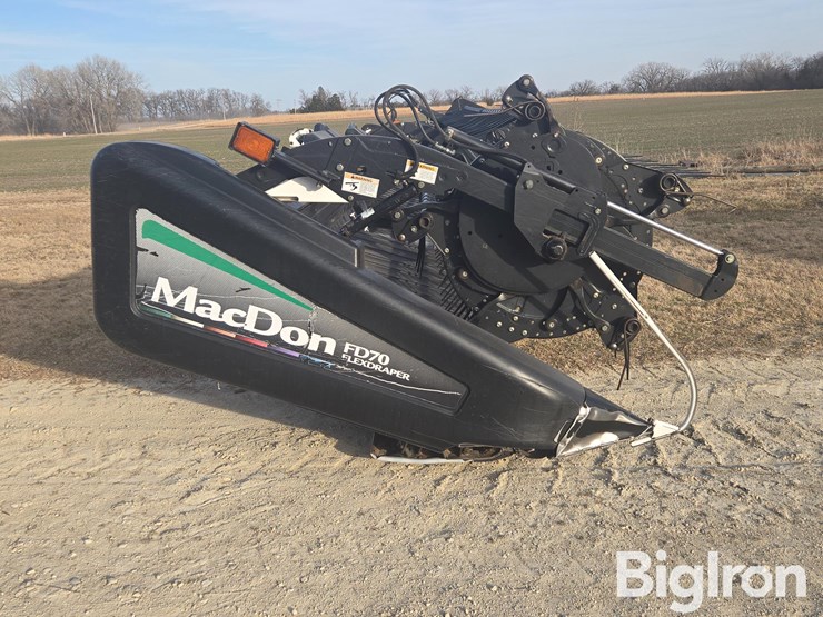 2012-mac-don-fd70-image-4