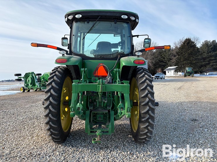 2012-john-deere-8235r-image-6