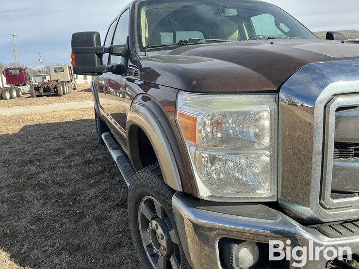 2012-ford-f250-lariat-image-13