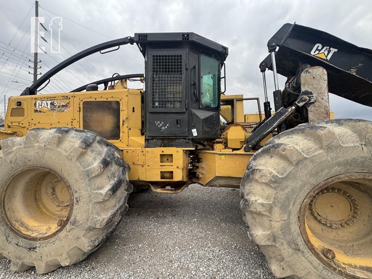 caterpillar-525d-image-15