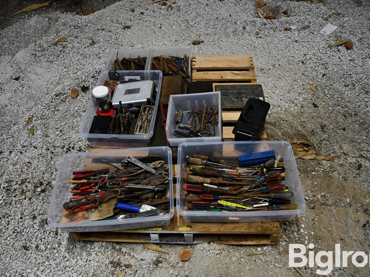 pallet-of-farm-support-image-2