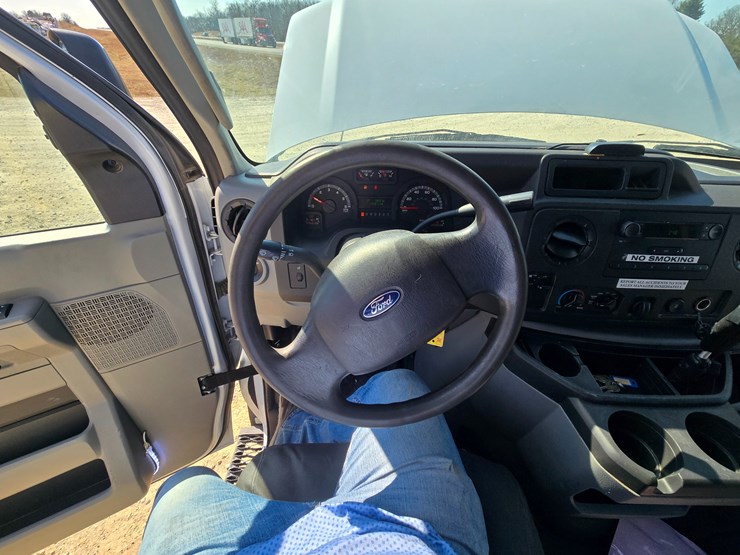 2019-ford-e450-image-35