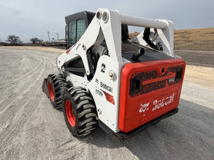 2017-bobcat-s650-image-7