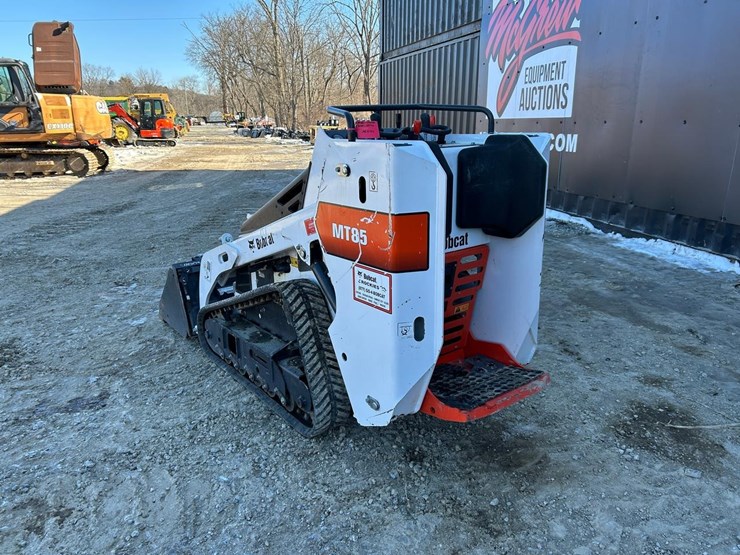 2019-bobcat-mt85-image-2
