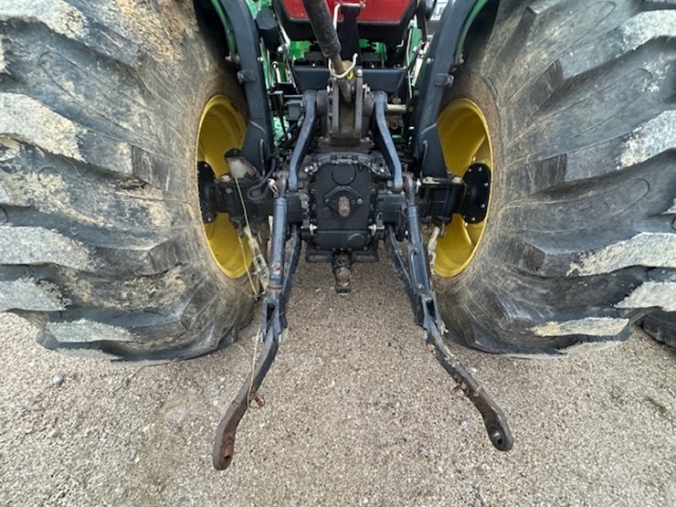 john-deere-4105-image-12