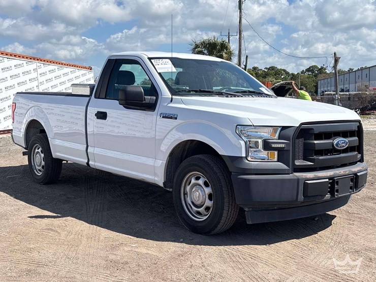 2017-ford-f150-image-2