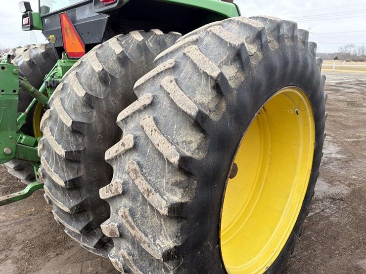 1989-john-deere-4555-image-15