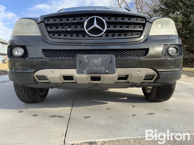 2008-mercedes-benz-ml350-image-9