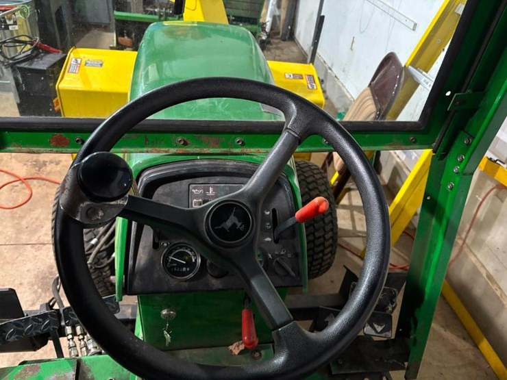 john-deere-855-image-3